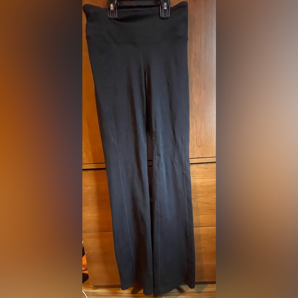 Elegant Black Yoga Pants